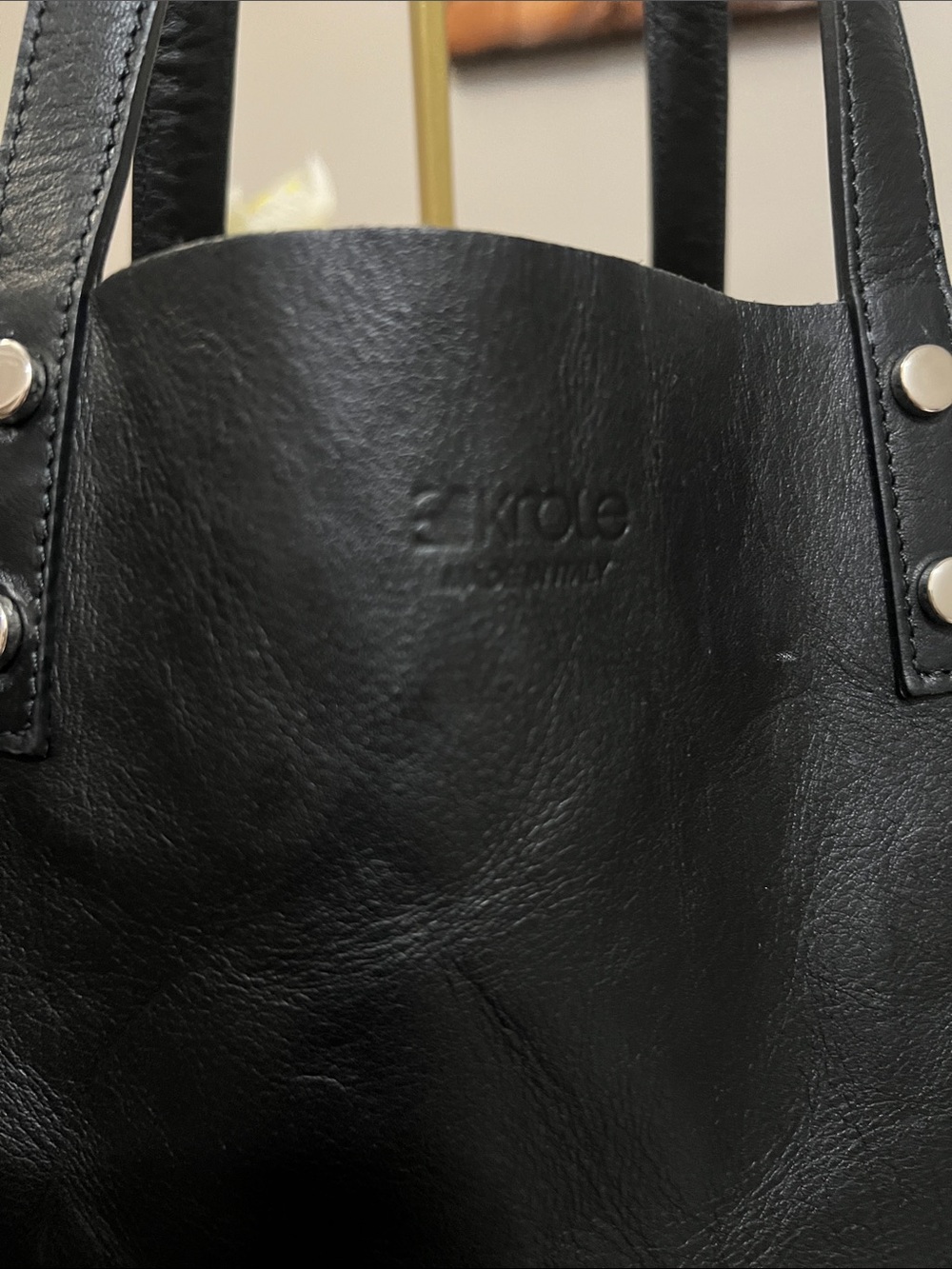 Krole Black Leather Reversible Tote Bag EUC retail $245 - Picture 3 of 6